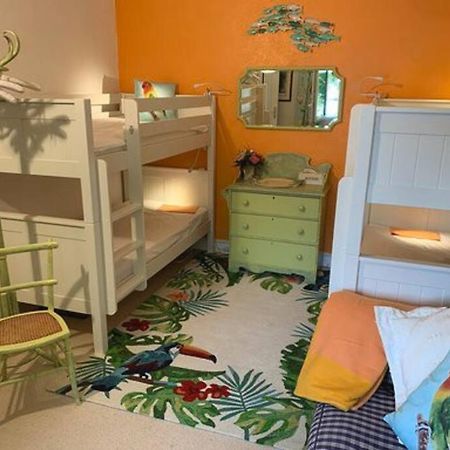Gite 2-4 Couchages Situe Dans Un Magnifique Jardin Saint-Vivien  Buitenkant foto