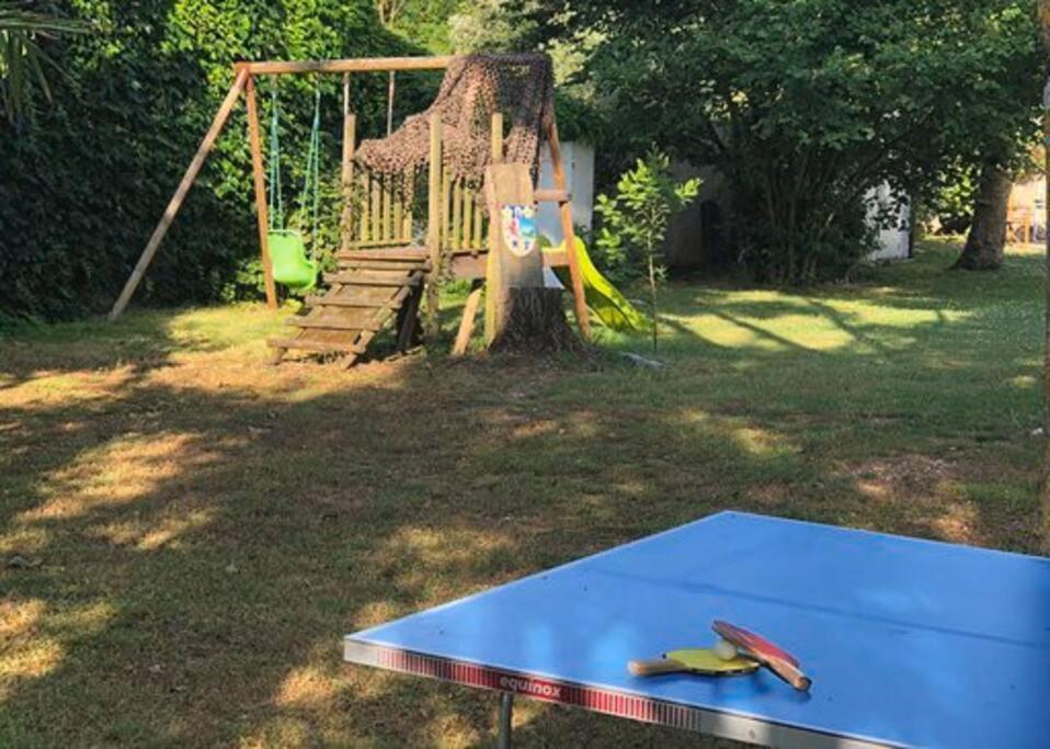 Gite 2-4 Couchages Situe Dans Un Magnifique Jardin Saint-Vivien  Buitenkant foto